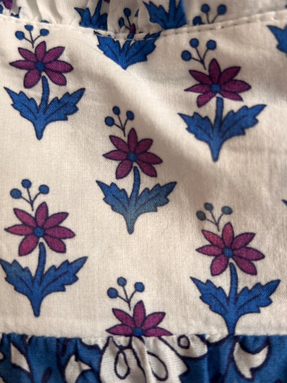 J. CREW Blue White Floral Block Print Smocked Patchwork CottonTiered Dress 4P - Picture 16 of 16